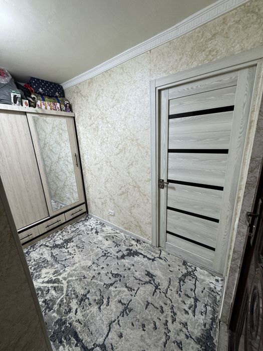 Срочно квартира сотилади