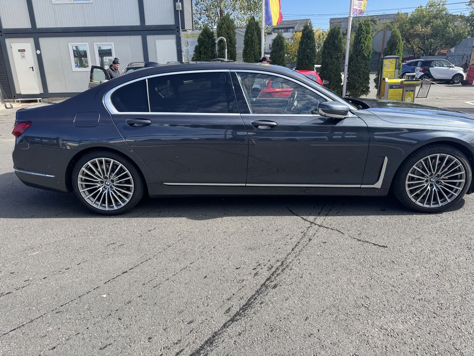 Bmw 745 LE xdrive