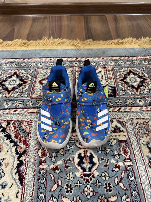 Продам кроссовки