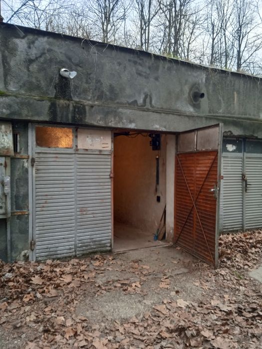 Дава се под наем Гараж / Паркомясто в Русе, Здравец Изток - 20 кв.м за 61.2 € - Снимка #3