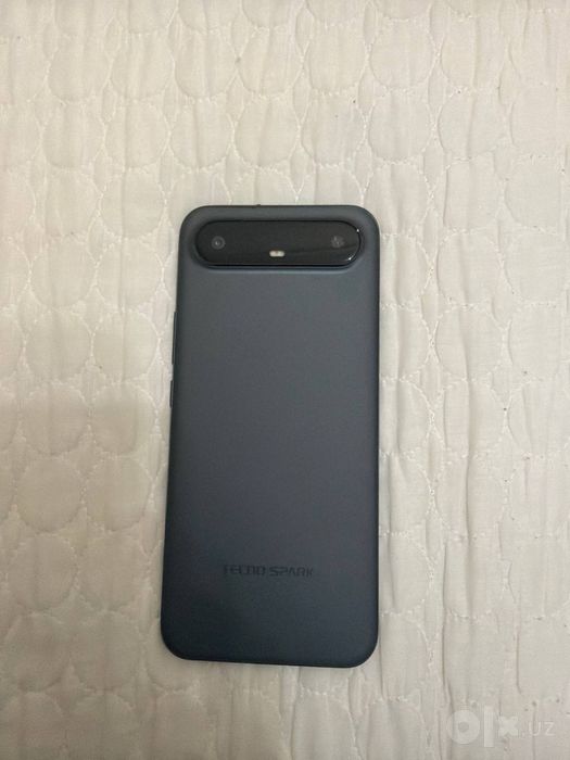 Tecno spark slim