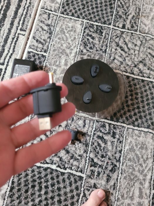 Stație de încărcare retro, nouă în cutie
