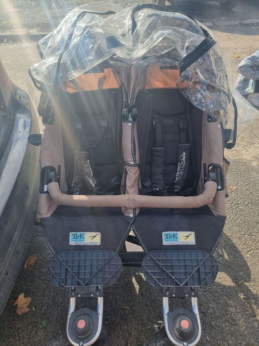 Căruț gemeni, nu este nou, stare bună, ușoare semne de uzura