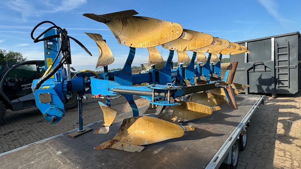 Lemken Europal 8 . Case Puma, John Deere , Claas Arion, Belarus.