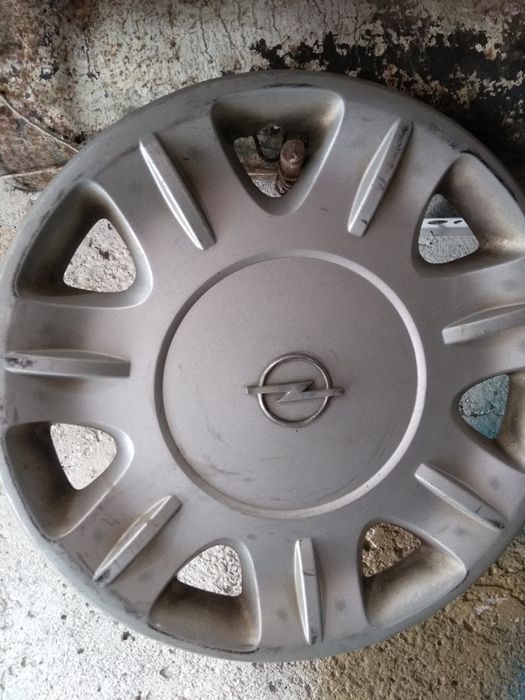 Оригинални тасове 15 цола 4 броя за Опел..