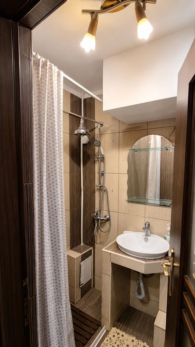 Proprietar închiriez apartament 2 camere ultracentral