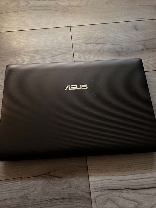 Vans laptop Asus
