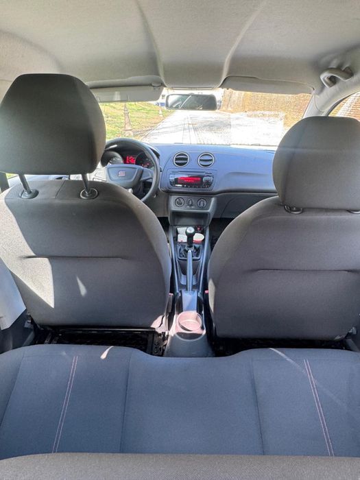 Seat  Ibiza  1.2  benzina  2012