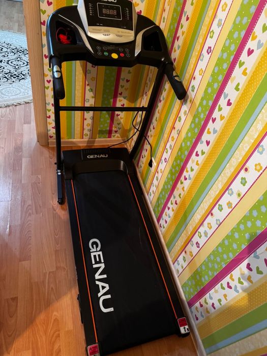 Продается беговая дорожка