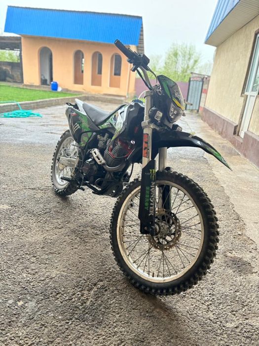 Продам эндуро 250 4 клапанный