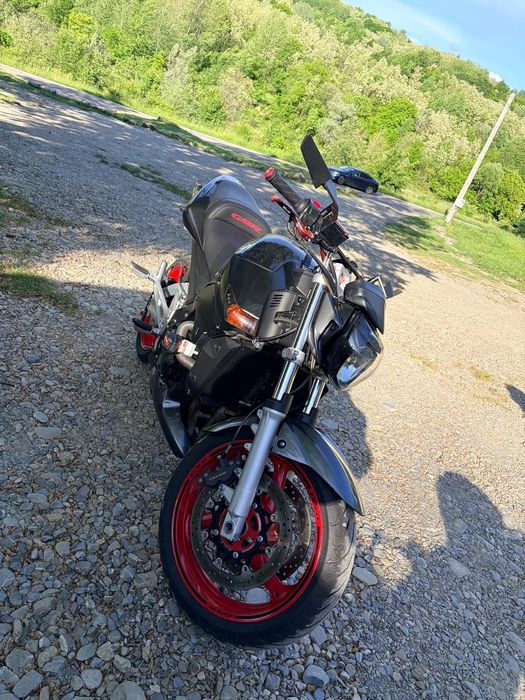 Suzuki gsr600 2008
