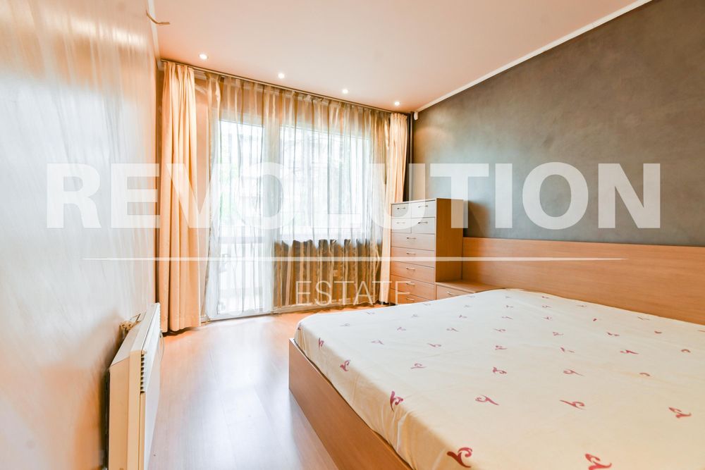 Продава се Тристаен апартамент в София, Борово - 96 кв.м за 3021 €/кв.м - Снимка #4