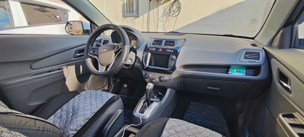 Продам авто абсолютно новое.