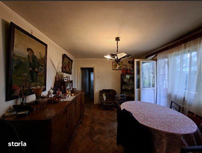 Apart. 4 camere, 80 mp, zona P-ta Flora, Manastur