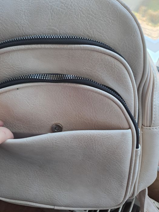 Vand rucsac nou damă.