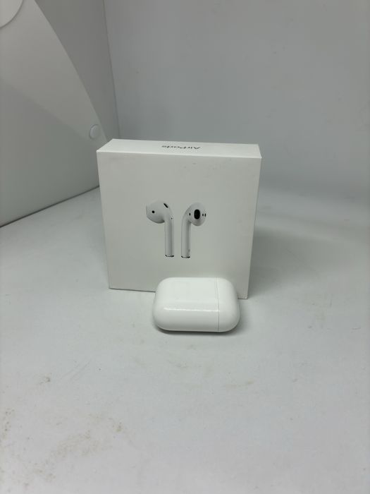 Apple Airpods 2- Пълен комплект