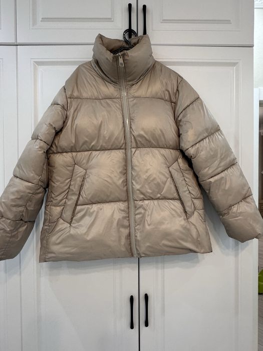 Продам зимнюю куртку