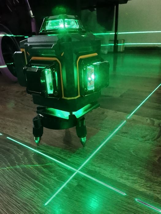 Nivela laser dewalt cu 16 linii