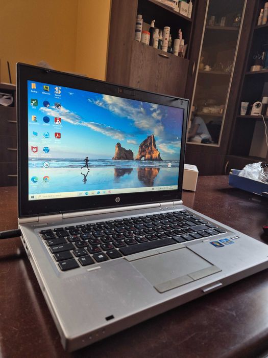 Лаптоп Hp 13-инчов Windows 10