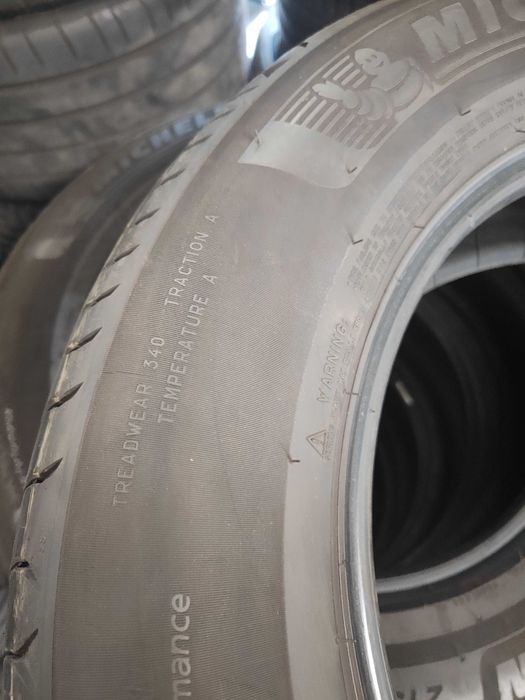 4бр.летни гуми 215/65/17 Michelin