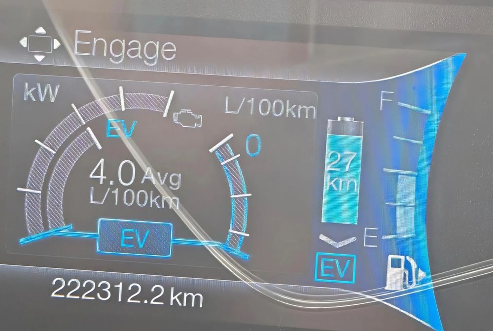 Ford C-max Energi, Plug in Hibrid, consum 4 % în oras