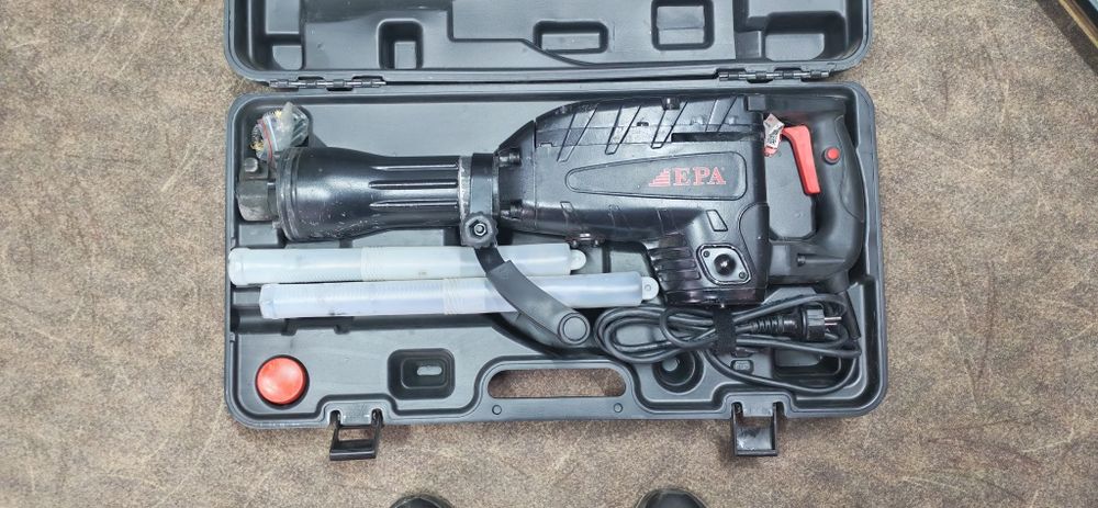 Отбойный молоток сотаман