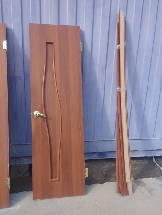 Срочно продам б/у двери