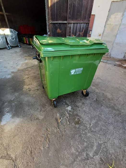 Мусорные контейнеры, мусорные баки от 660 до 1100 литра