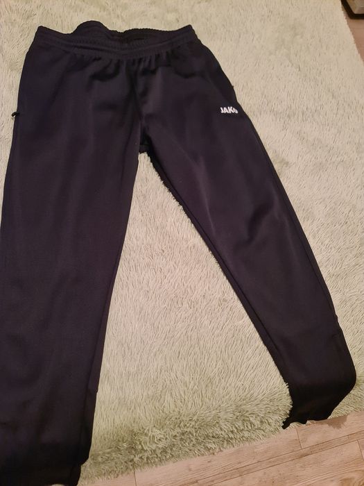 Продам костюм jako