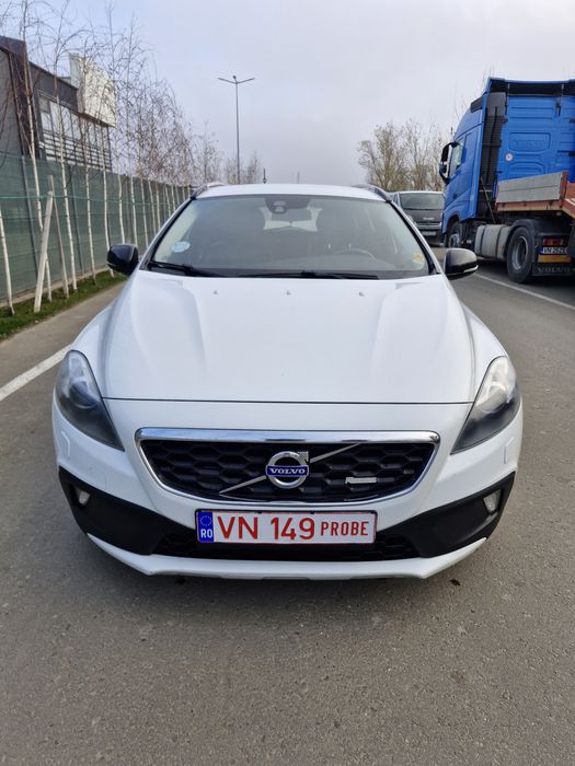 Volvo v40 cross-country d2,an 2015