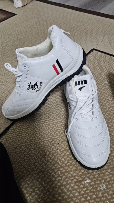 Корейские кроссовки