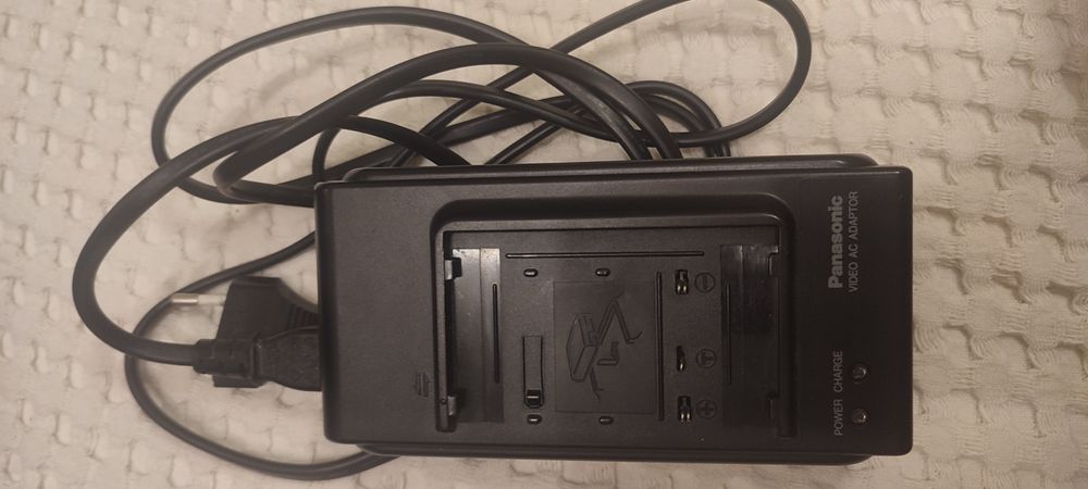 Рабочая Ч/б VHS камера от Panasonic