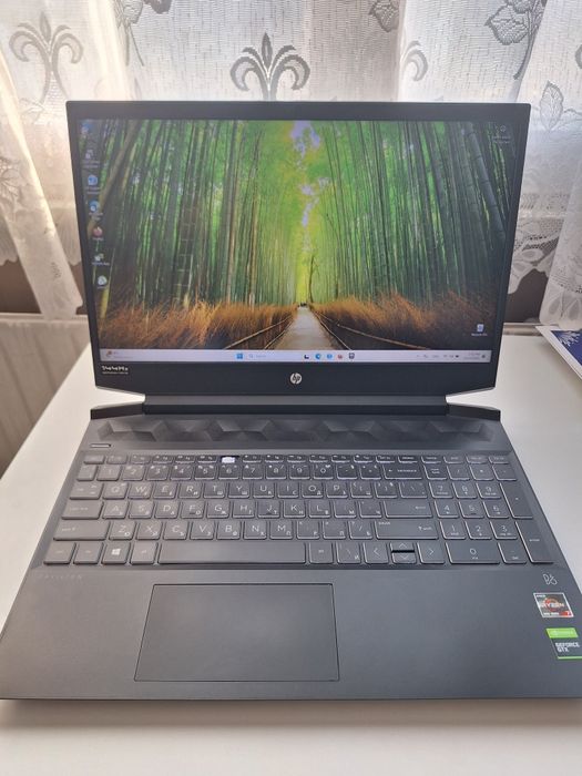 HP Pavilion 15 Gaming GTX 1650ti Ryzen 7 4800H