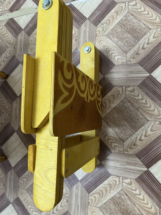 Столик круглый детский