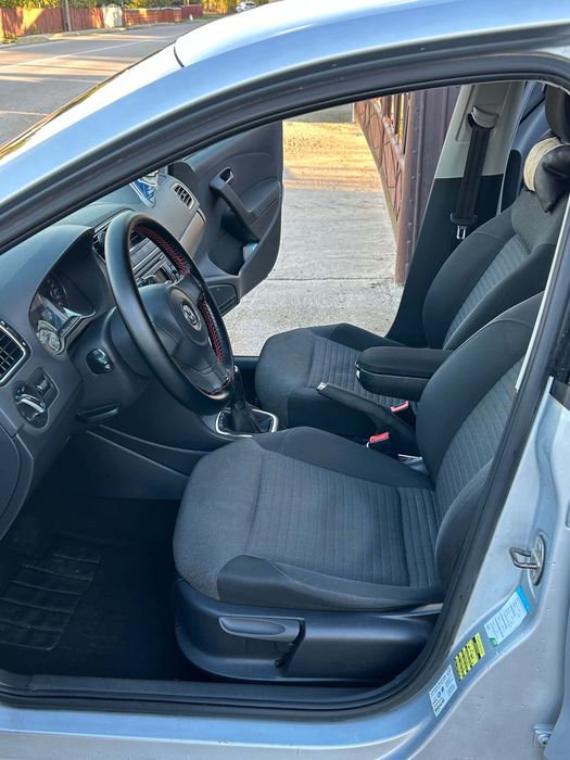 VOLKSWAGEN Polo 2012 — imagine 5