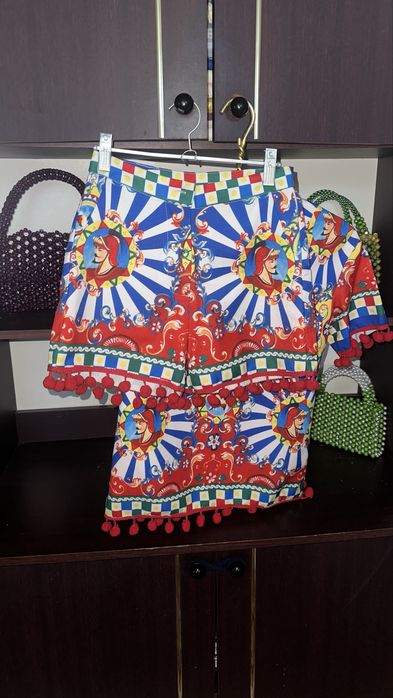 Платья все по 500 тг