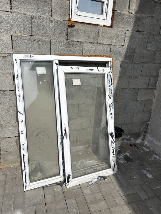 Продам пластиковое окно и дверь б/у