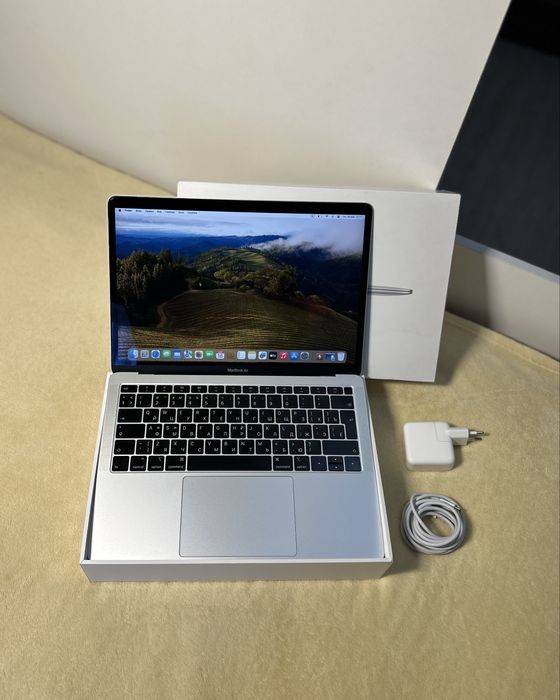 MacBook Air 2018 / идеальное состояние / Core I5 / макбук эир  ноутбук