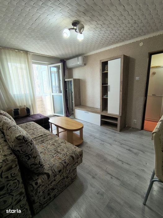 Inchiriez apartament mobilat utilat la super pret strada Luica nr 11