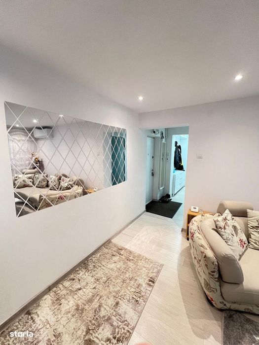 Apartament cu 3 camere , mobilat si utilat, in centru