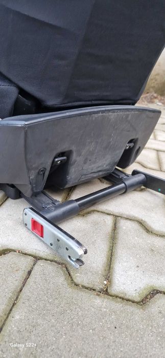 Vând un scaun auto pentru copii Cybex Pallas 2-Fix.