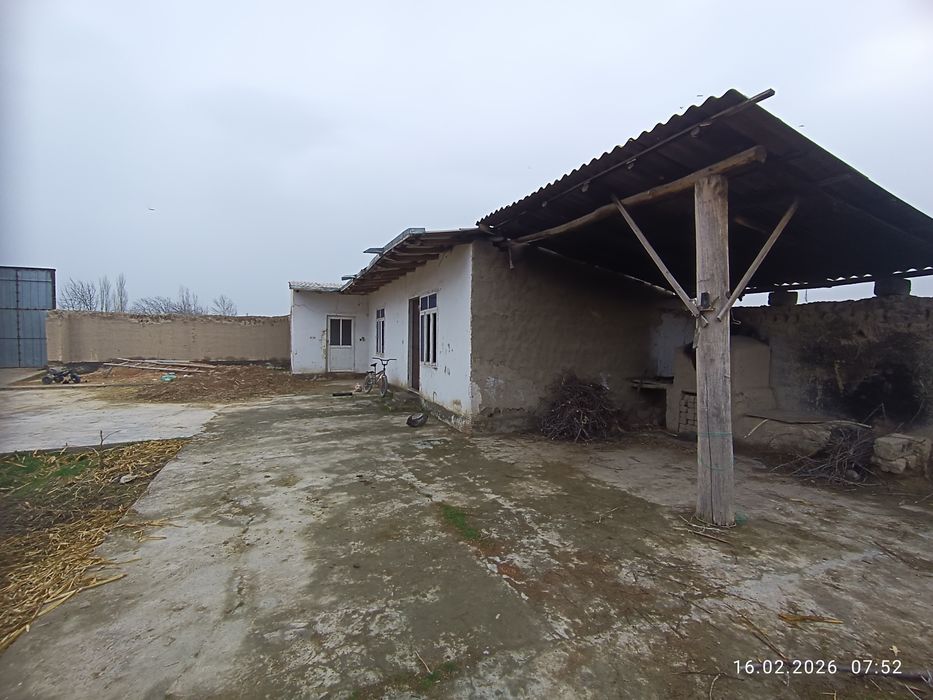 5.5 соток йер Уй 3 хона