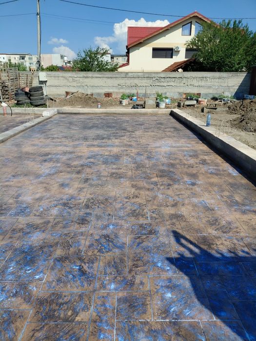Beton amprentat durabil