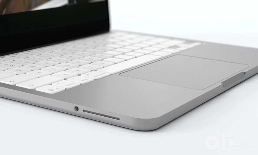 MacBook Neo - White 8/256 - 100% Ideal xolatda