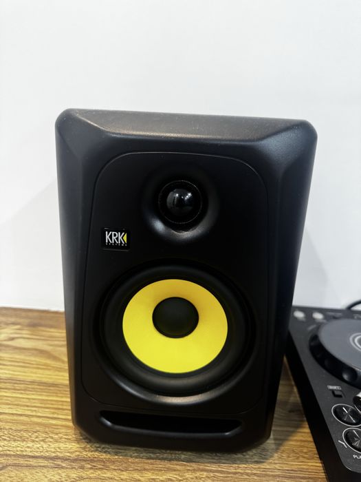 Студийные мониторы KRK 5 Classic