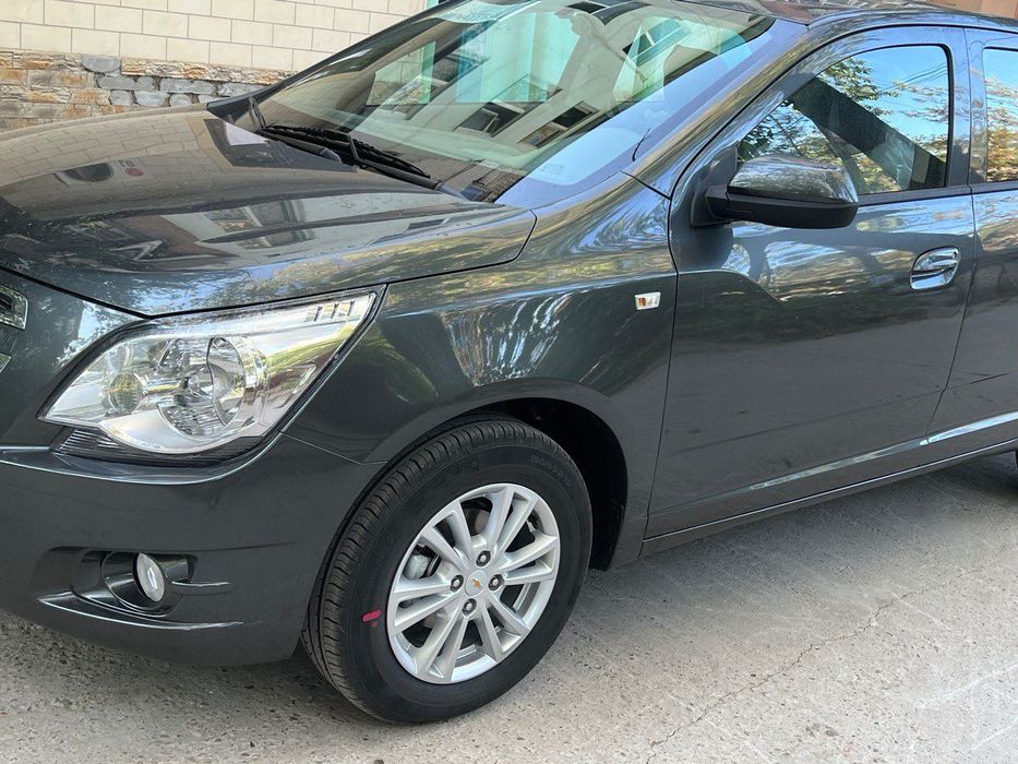 Продам срочно Cobalt 2023