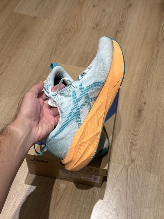 ASICS Novablast 5 42,5