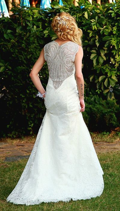 Уникална сватбена  рокля