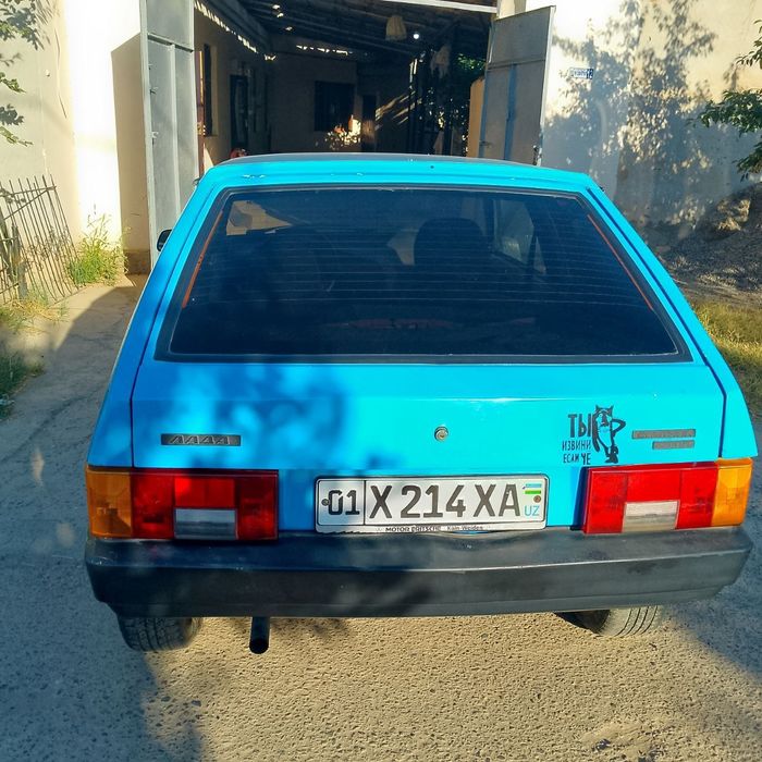 Vaz 2108 sotiladi