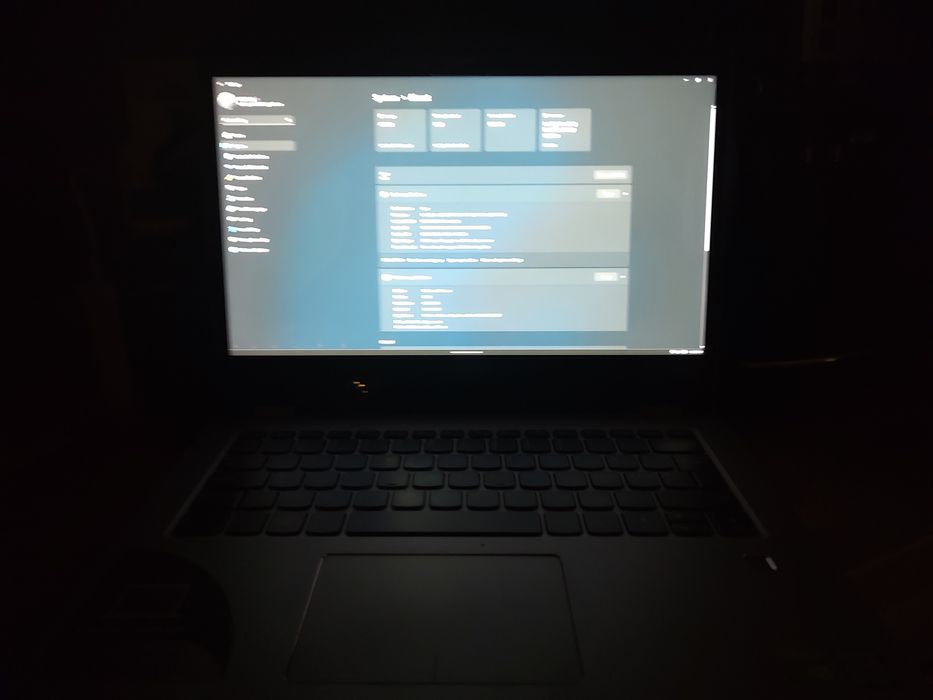 Lenovo Yoga 520 i7-8550U 8GB RAM SSD 477GB NVIDIA 940MX TOUCHSCREEN